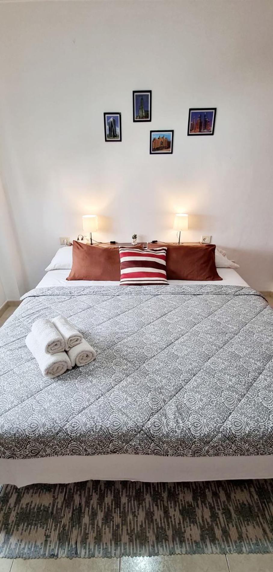 Almar We Go! Habitaciones Privadas En Alcala - Private Rooms - Pieces Privees - In Shared Apartment エクステリア 写真